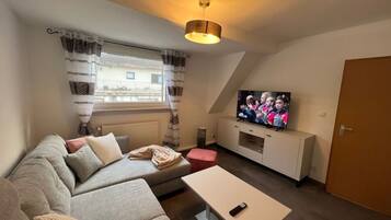 Smart-TV, DVD-Player, Musikbibliothek