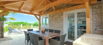 Lovely home in Porec with sauna