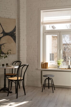 Design Apartment | Makan dalam bilik