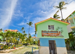 Exterior - Beautiful 2 level penthouse with private rooftop terrace (Punta El Cortecito)