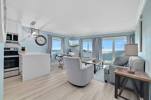 TV - Perdido Skye 71 | Beachfront, Pool, Private Balcony | My Beach Getaways (Pensacola)