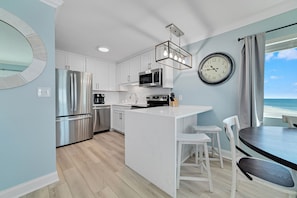 Fridge, microwave, oven, stovetop - Perdido Skye 71 | Beachfront, Pool, Private Balcony | My Beach Getaways (Pensacola)