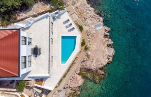 Exterior - Awesome home in Starigrad (Starigrad)