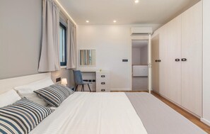 4 sovrum, strykjärn/strykbräda, resesäng och gratis wi-fi