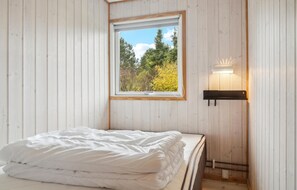 4 habitaciones, tabla de planchar con plancha y wifi gratis 