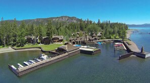 Marina - Fleur Du Lac 16 By Tahoe Getaways - Lakefront Monthly Rental with Pool, Tennis, Gym, Boat Slip (Homewood)