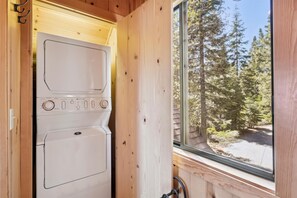 Interior - Lake Vista Ski Cabin - Stunning Lake Views, Fenced Backyard and Private Hot Tub (Carnelian Bay)