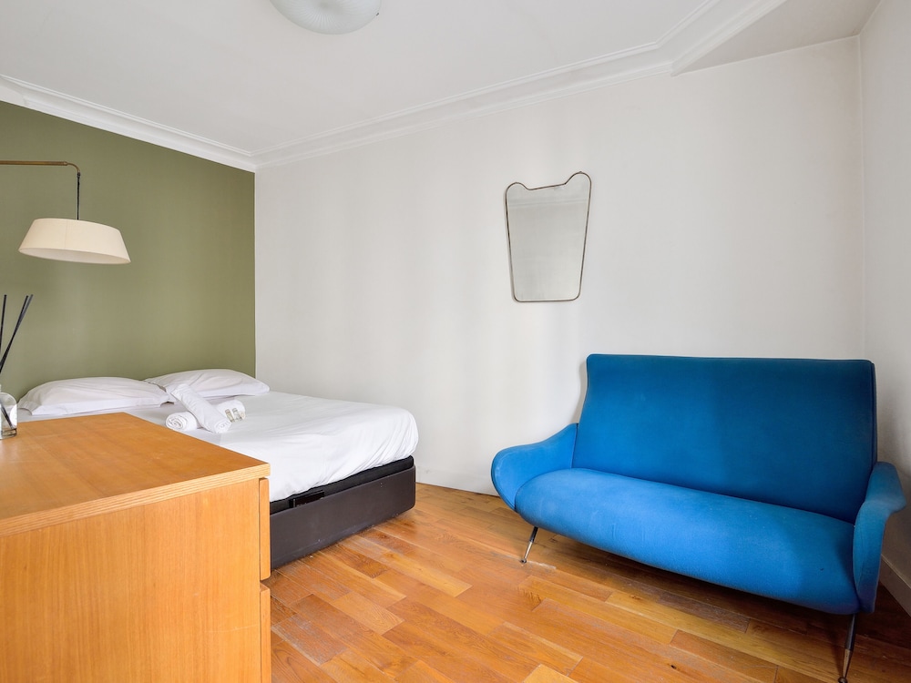 Quiet apartment in the 6th arrondissement, Paris Welkeys Paris Vrbo