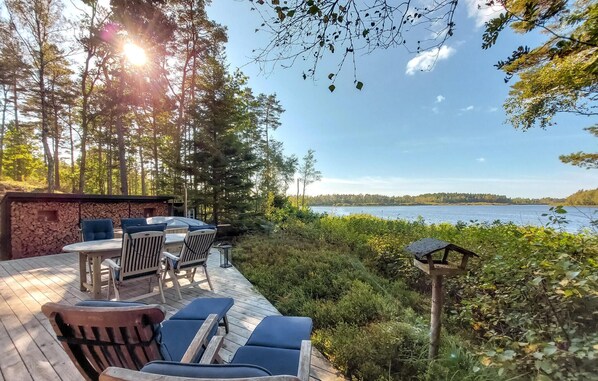 Outdoor dining - Stunning home in Skånes Fagerhult (Skånes Fagerhult)
