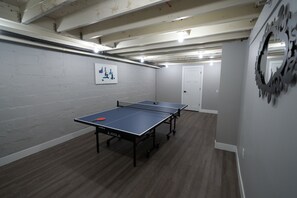 Games room - Remodeled Traverse City Home - Lake View-Golf and Wineries STR #2026-52 (Traverse City)