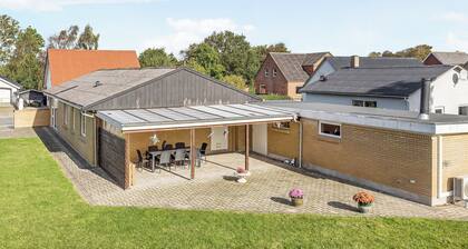 Cozy and spacious townhouse in Aars