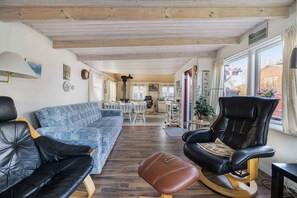 Living area - Charming cottage in Mesinge (Mesinge)