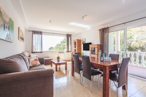 Dining - Holiday Home 'Casa Martini' with Sea View and Private Terrace (Tossa del Mar)