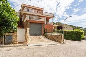Exterior - Holiday Home 'Casa Martini' with Sea View and Private Terrace (Tossa del Mar)