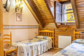 1 chambre, accès au Wi-Fi (inclus), literie fournie