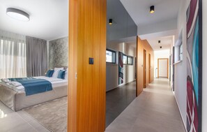 4 bedrooms, iron/ironing board, travel cot, free WiFi - Pet friendly home in Rovinj (Rovinj)