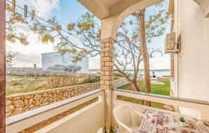 Outdoor dining - Awesome apartment in Kustici (Kustici)