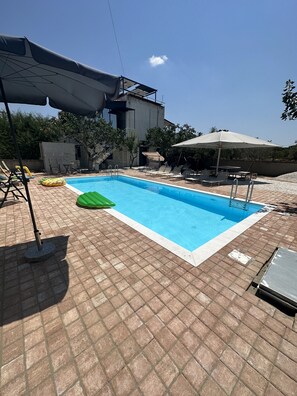 Pool - Traditional stone house in 2.000sqm garden with pistachio trees, remodeled. (Aegina)