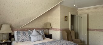 Deerfield Valley Inn - Deluxe Room with Fireplace Room 4