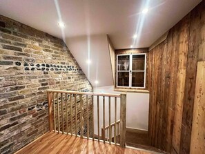 Interior - The Stables at Historic Grade ll Listed Farm (Broadstairs)