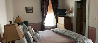 Deerfield Valley Inn - Standard Room 6