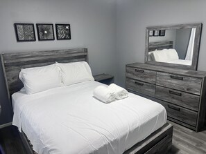 Room - Urban Oasis 3Kings Bed 4 mins from EWR-NYC Downtown Newark (Newark)