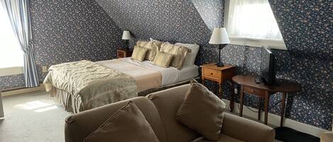 1 slaapkamer, een strijkplank/strijkijzer, wifi, beddengoed