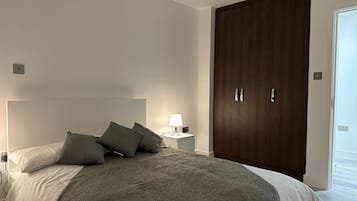 2 kamar tidur, seprai katun Mesir, seprai premium, dan kedap suara