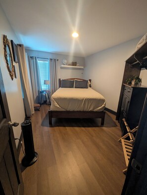 1 bedroom, free WiFi, bed sheets