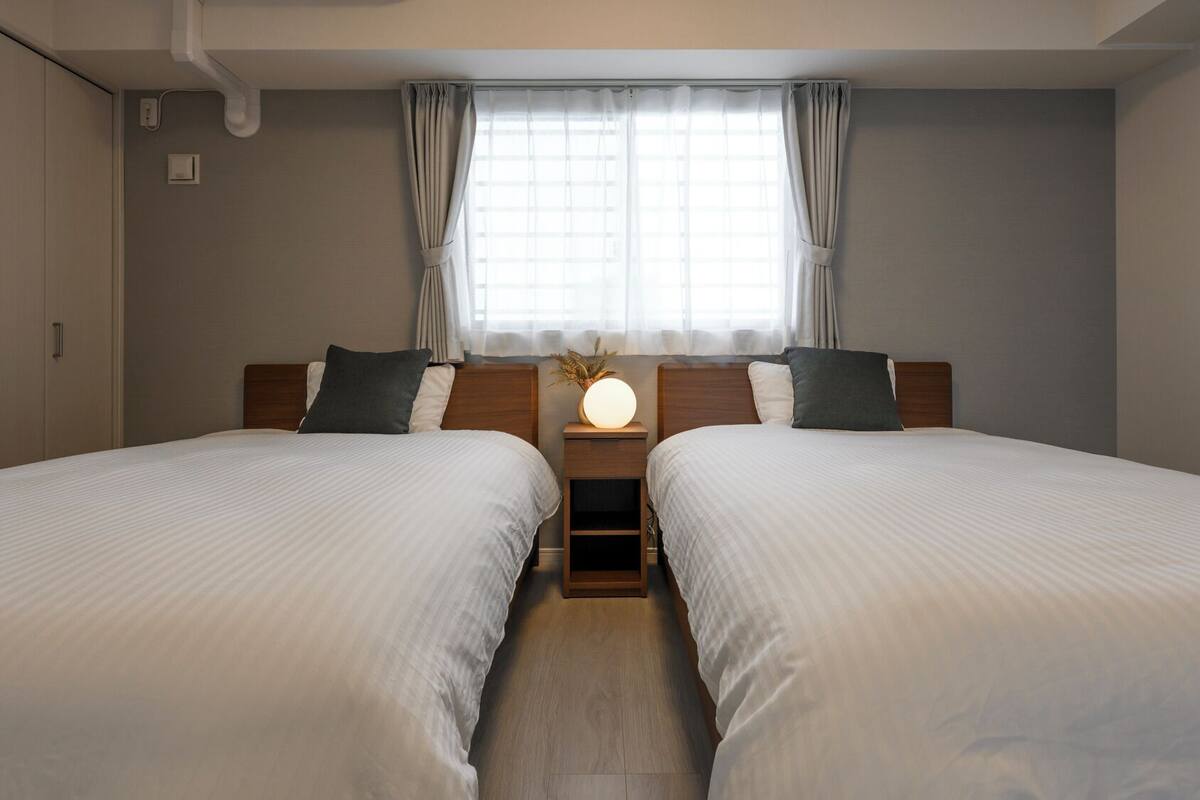 熨斗/熨衣板、免費無線上網、床單
