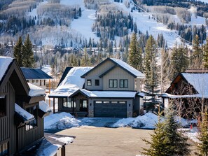 Exterior - Experience Mountain Views in this 3-bedroom home at 37 Penstock Court (Durango)