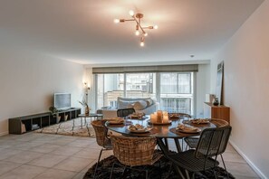 Interior - Huswell Apartment: Prime Location with Balcony (Knokke-Heist)