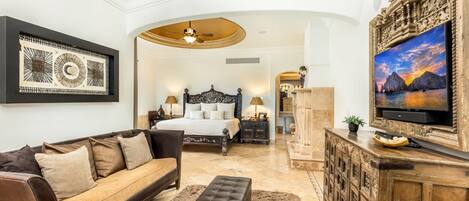 4 slaapkamers, een kluis op de kamer, een bureau