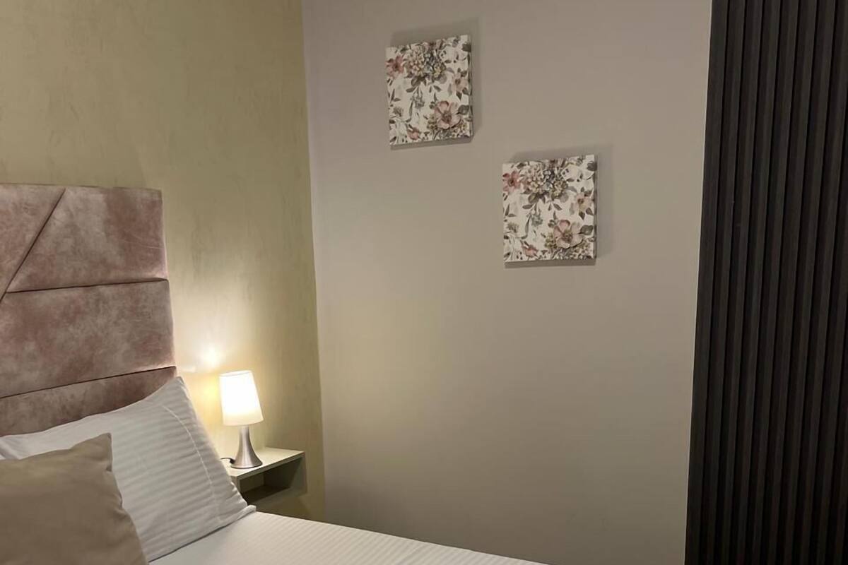 標準雙人房 | 書桌、筆電工作空間、熨斗/熨衣板、免費無線上網