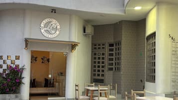 Façade de lâhĂ©bergement