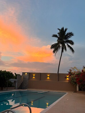 Outdoor pool - LA CANDELARIA ROOM HOUSE (Magangué)