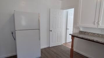 Comfort Apartment, 2 Bedrooms, Non Smoking, Kitchen | Private kitchen