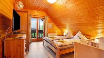 4 Schlafzimmer, Bügeleisen/Bügelbrett, kostenloses WLAN, Bettwäsche