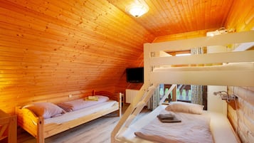 4 Schlafzimmer, Bügeleisen/Bügelbrett, kostenloses WLAN, Bettwäsche