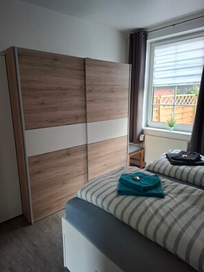 1 bedroom, free WiFi, bed sheets