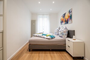 2 habitaciones, wifi gratis y ropa de cama 
