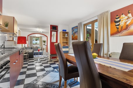 Dining. Apartment 'Einzimmer Appartment' with Private Terrace and Wi-Fi