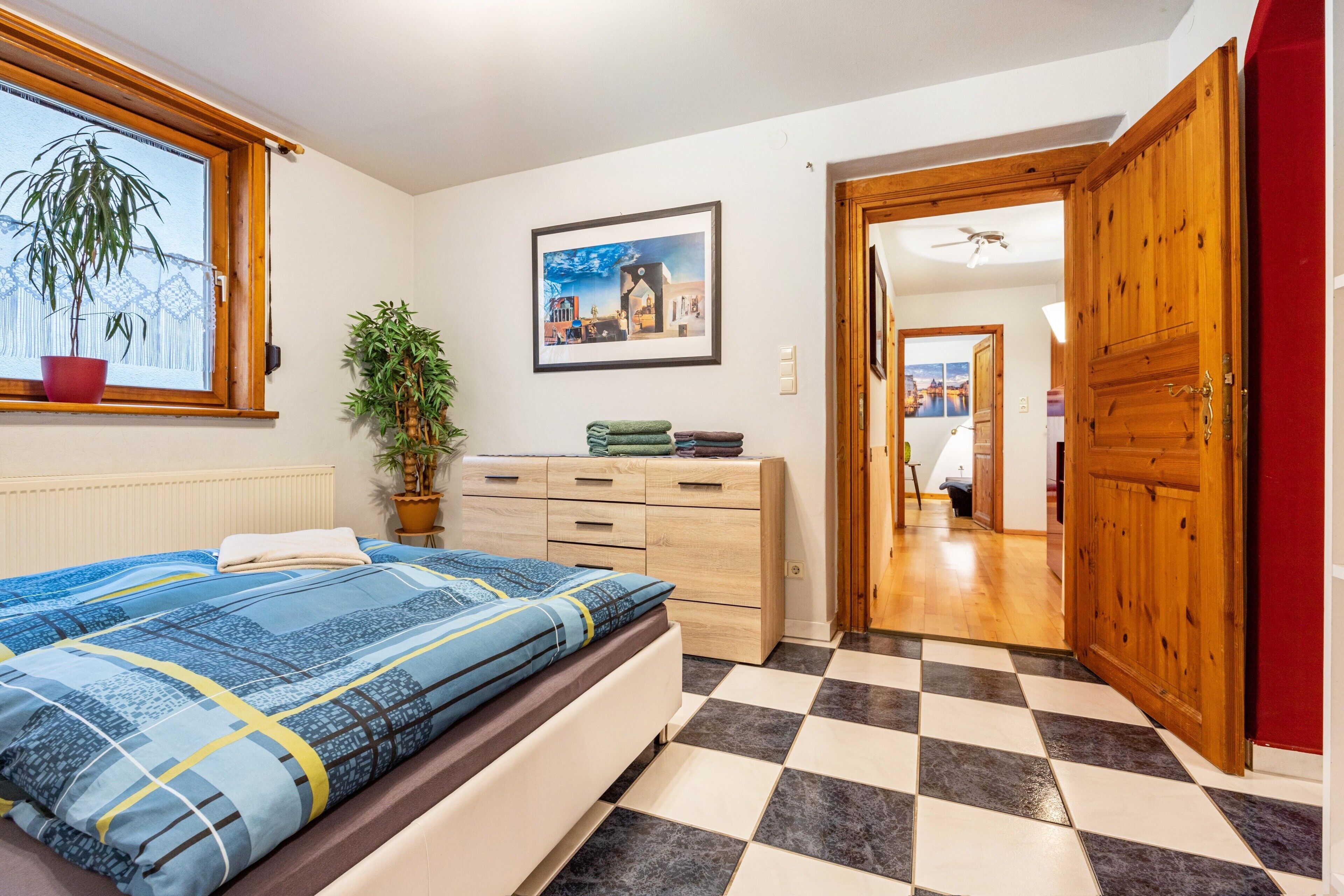 2 quartos, Wi-Fi de cortesia, roupa de cama
