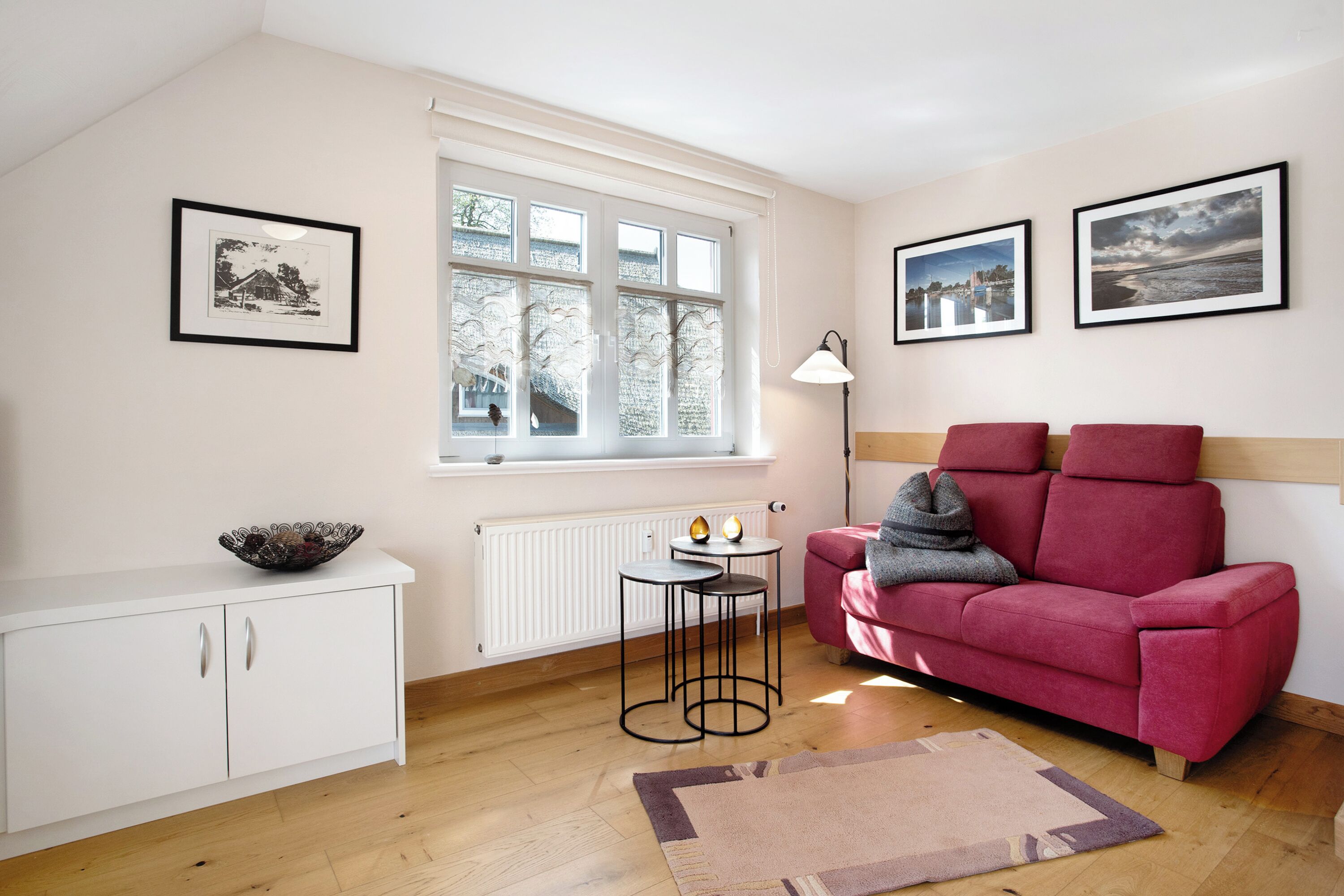 Een televisie, een dvd-speler en een stereo