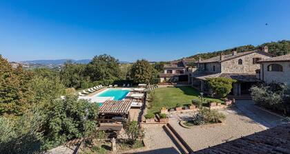 Residenza Collefiorito 26 Emma Villas