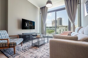 Apartment | 1 bedroom - Elite LUX Holiday Homes - Luxurious 1BR Suite in Signature Livings JVC - Dubai (Dubai)