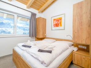 3 bedrooms, internet
