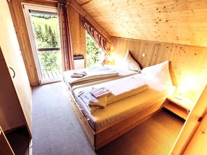 4 soverom, strykejern/-brett og internettilgang