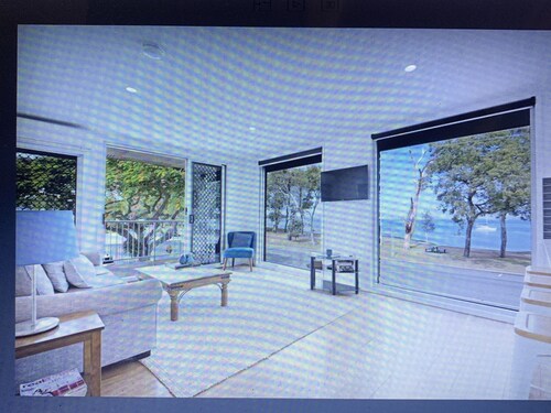 Bribie Waters Apartment directly opposite the beach
