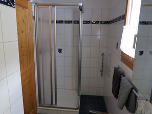 Haartrockner, Handtücher